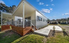 Painters Island Holiday Park
